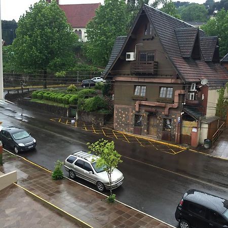 Apartamento Res. Alcides Balzaretti Gramado Exterior foto